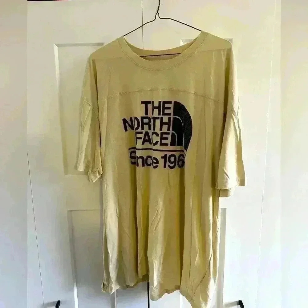 Northface cream XL tee shirt, great  condition